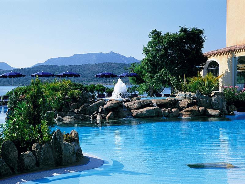 Colonna Hotel Du Golf Portisco Ngoại thất bức ảnh