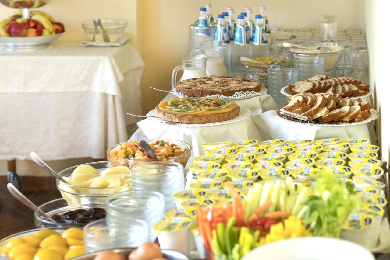 Colonna Hotel Du Golf Portisco Ngoại thất bức ảnh